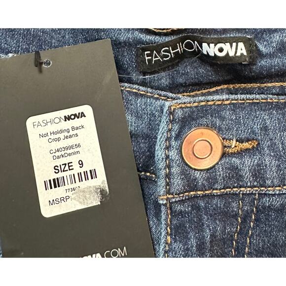 Fashion Nova Classic Blue Cropped Jeans. - Picture 7 of 8